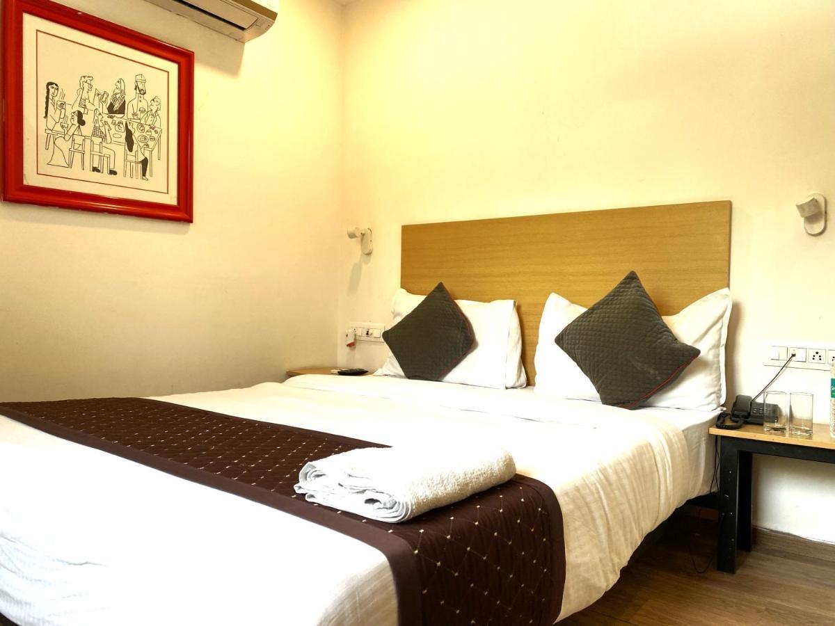 Qotel Hotel Ip Residency East Delhi Preet Vihar Nova Deli Exterior foto