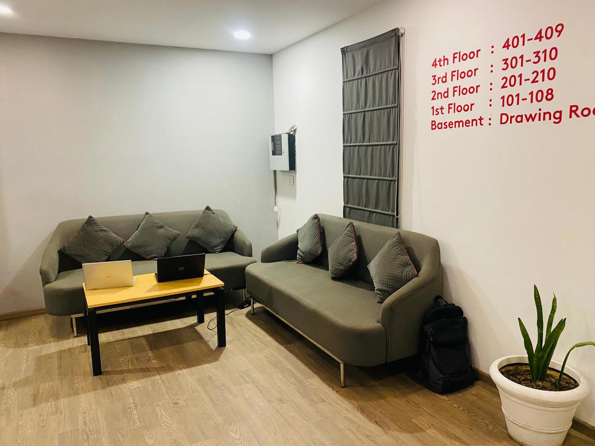 Qotel Hotel Ip Residency East Delhi Preet Vihar Nova Deli Exterior foto